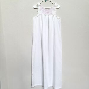 Dreamaway Vintage Nightgown Womens Small Lightweight Summer Long Maxi Cottage